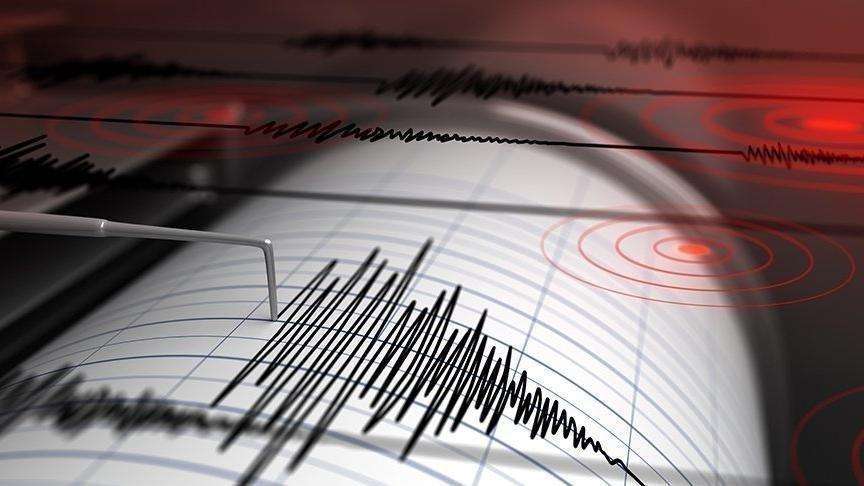 İZMİR’DE 6,6 BÜYÜKLÜĞÜNDE DEPREM