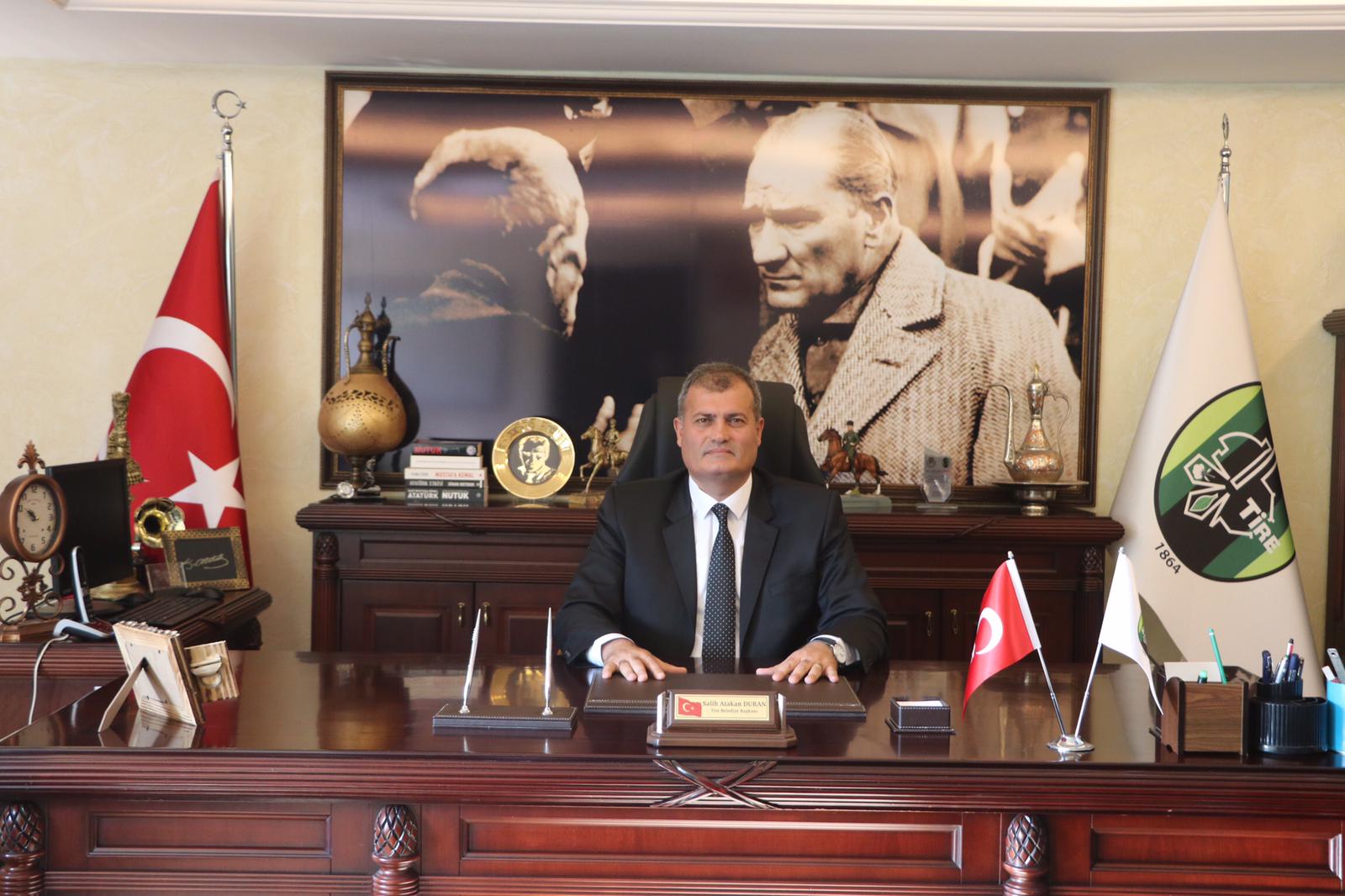 Tire Belediyesi İzmir’de yaşanan deprem nedeniyle resmi olmayan yas ilan etti.
