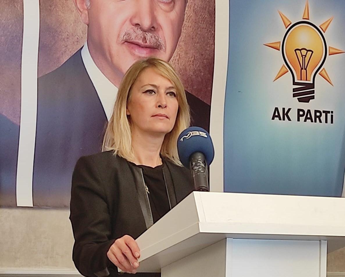 AK PARTİ KARŞIYAKA İLÇE BAŞKANI DİDEM DEREBOYLU KESELİ: ”KADIN MİLLETVEKİLİ ORANI AK PARTİ DÖNEMİNDE ARTTI”