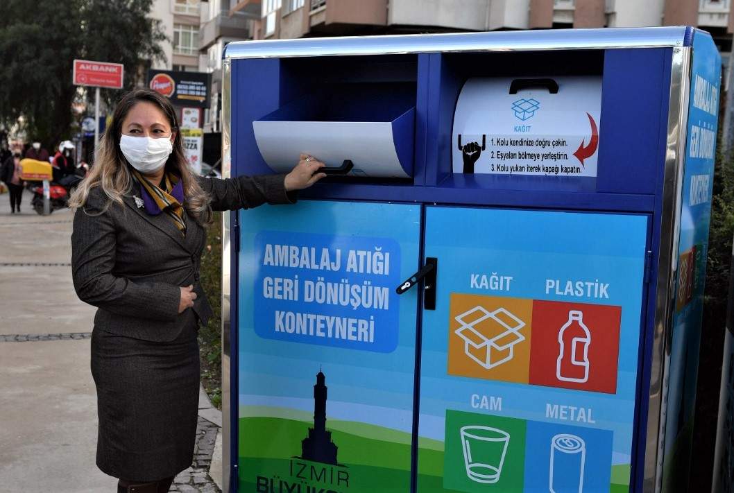 BÜYÜKŞEHİR’İN GERİ DÖNÜŞÜM SEFERBERLİĞİ SÜRÜYOR