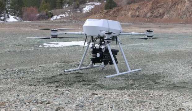 TÜRKİYE’NİN İLK MİLLİ BOMBA ATARLI DRONE’U SONGAR