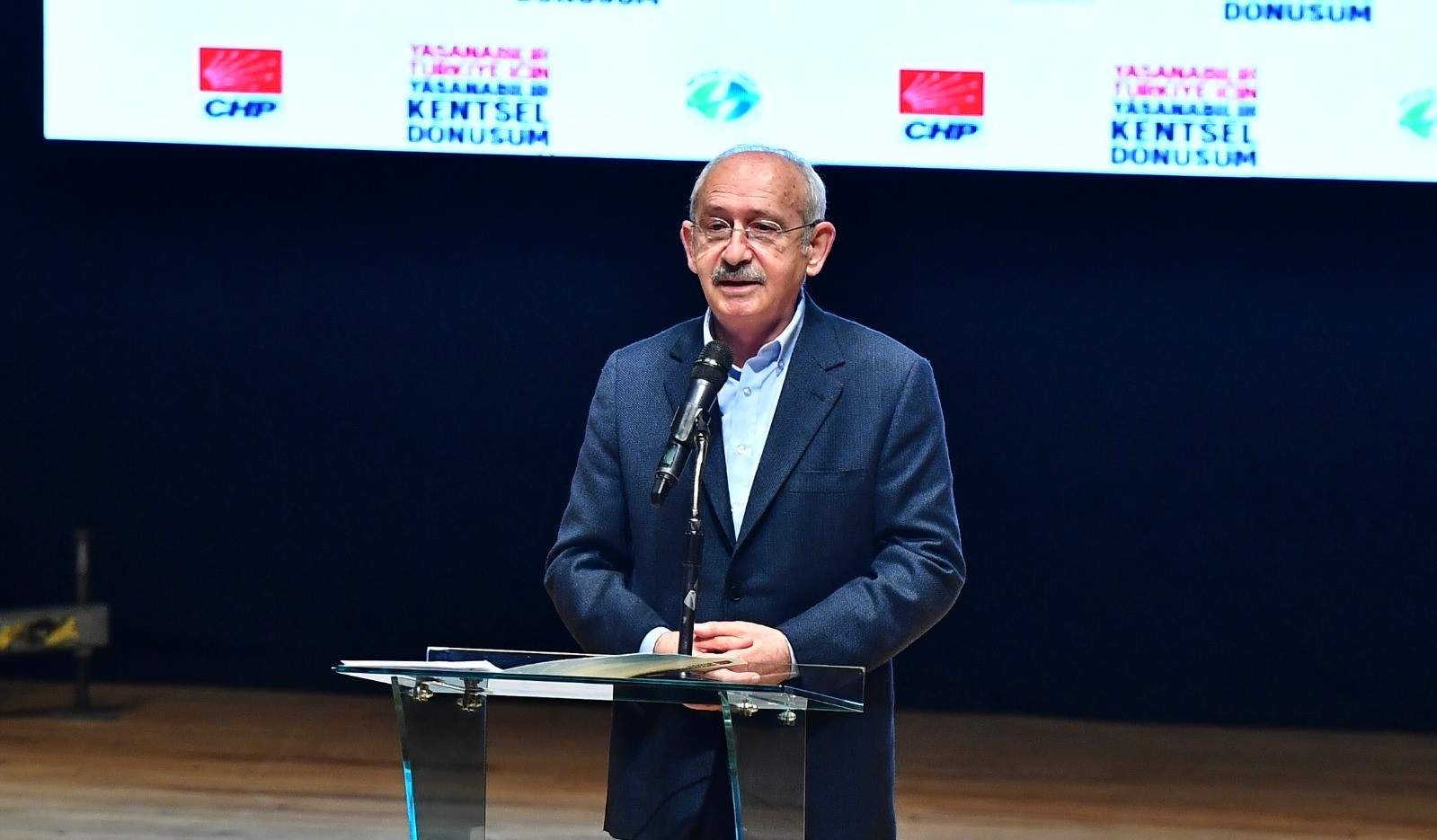 KILIÇDAROĞLU: ”BELEDİYE BAŞKANLARIMIZ TARİH YAZIYOR”