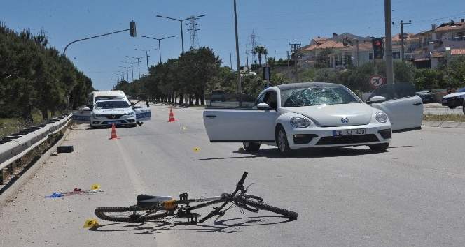 Bisikletli adam, araba çarpması sonucu öldü