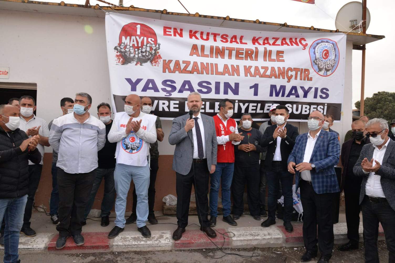 AK BELEDİYECİLİK İLE MENEMEN’DE YÜZLER GÜLÜYOR