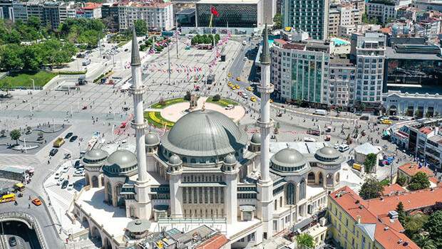 Emine Erdoğan’dan Taksim Camii paylaşımı