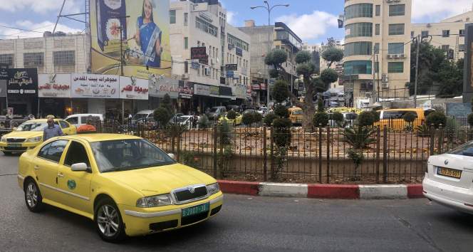 İsrail güçleri ile tansiyonun yükseldiği El Halil’de hayat normale dönüyor