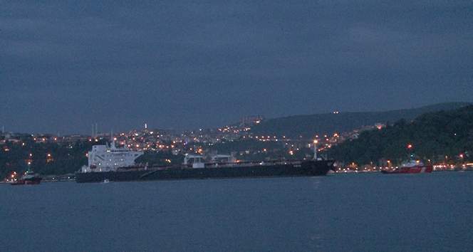 İstanbul Boğazı trafiğe açıldı