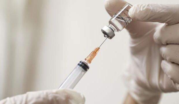 İtalyan kadına yanlışlıkla 6 doz koronavirüs aşısı yapıldı