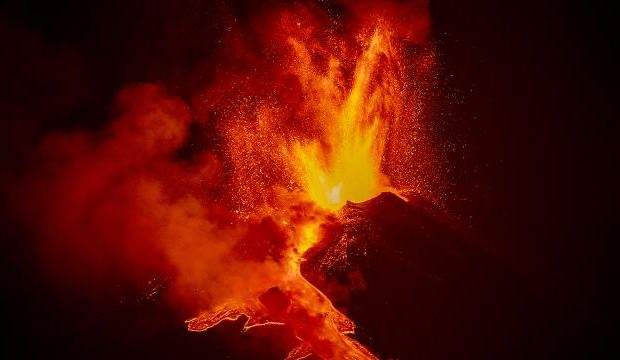 Kongo’daki Nyiragongo Yanardağı’nda patlama: 15 ölü
