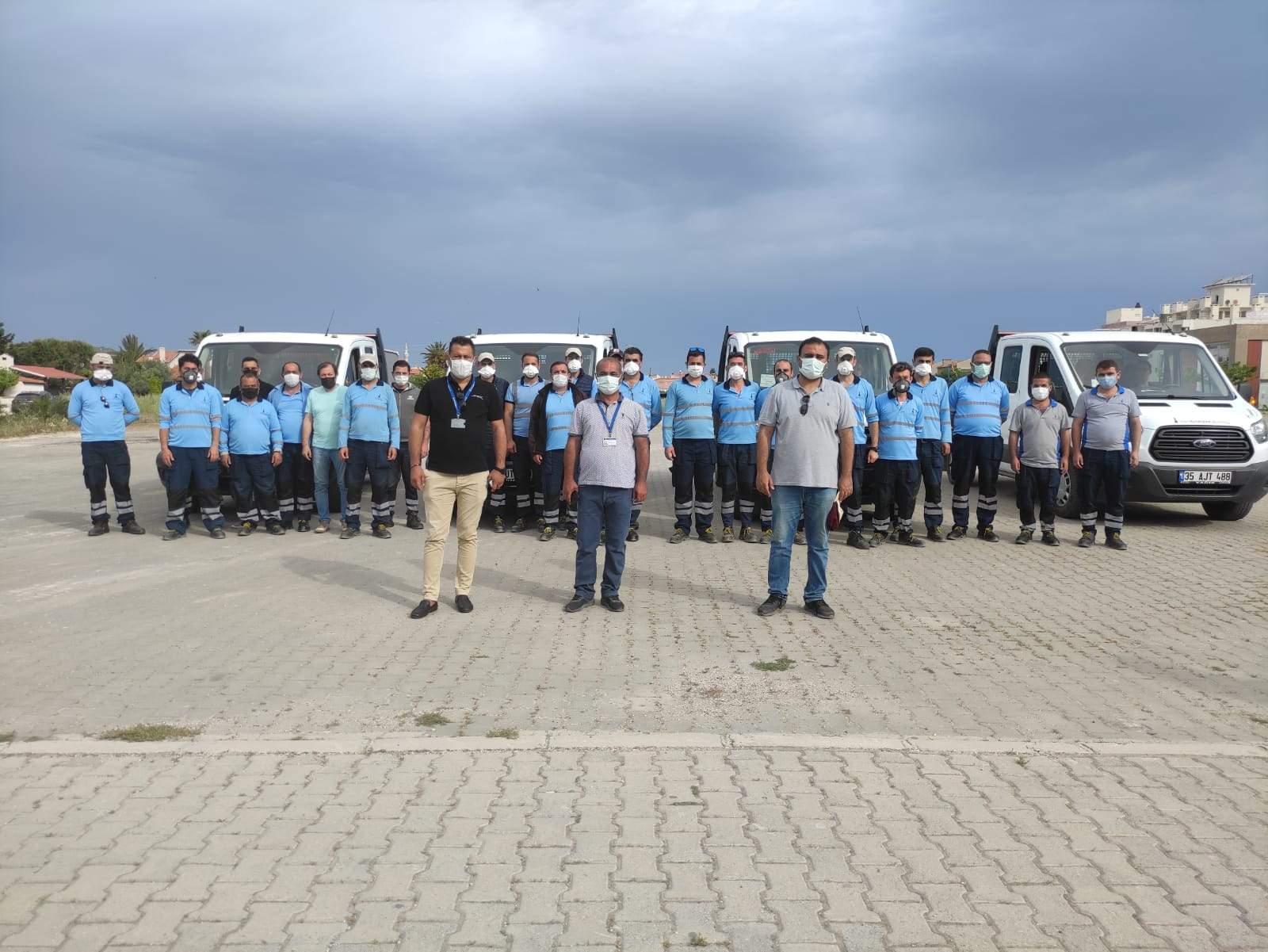 İZMİR BÜYÜKŞEHİR’DEN TURİSTİK MERKEZLERDE LAVRA MÜCADELESİ