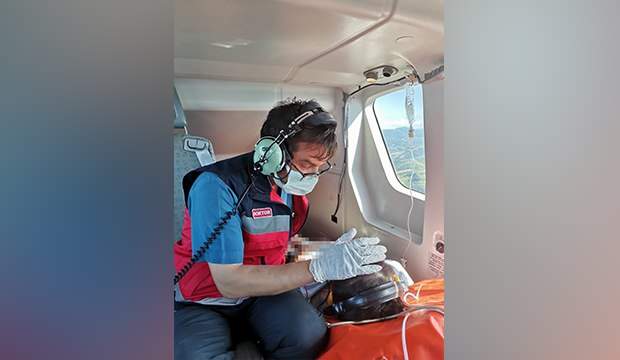 17 yaşındaki kız çocuğu ambulans helikopterle hastaneye yetiştirildi