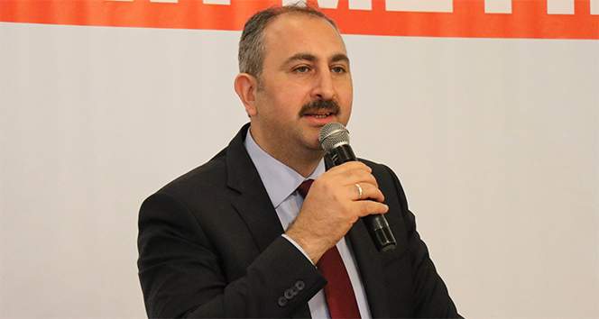 Bakan Gül: ‘İzmir’de HDP il binasına yapılan saldırıyı ve cinayeti lanetliyorum’