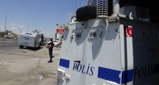 Diyarbakır’da 1 kişinin öldüğü olayla ilgili 2 kişi tutuklandı