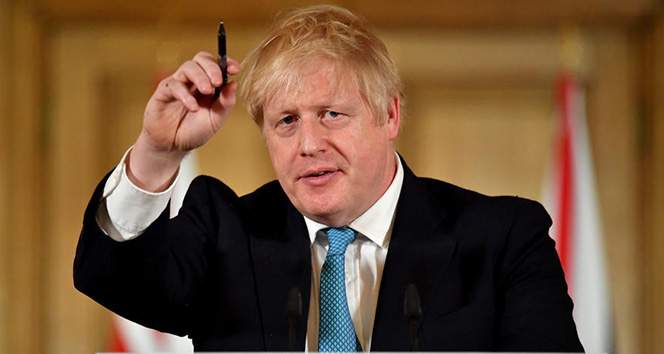 İngiltere Başbakanı Johnson 21 Haziran’daki normalleşme sürecini erteleyebilir