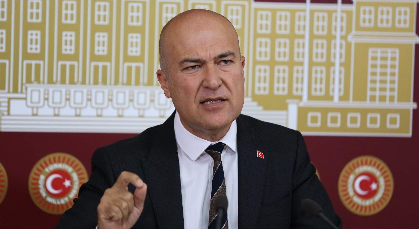 CHP”li Murat Bakan, “Türkiye’yi ekonomik anlamda ateş topuna çevirecek vergiler geliyor”