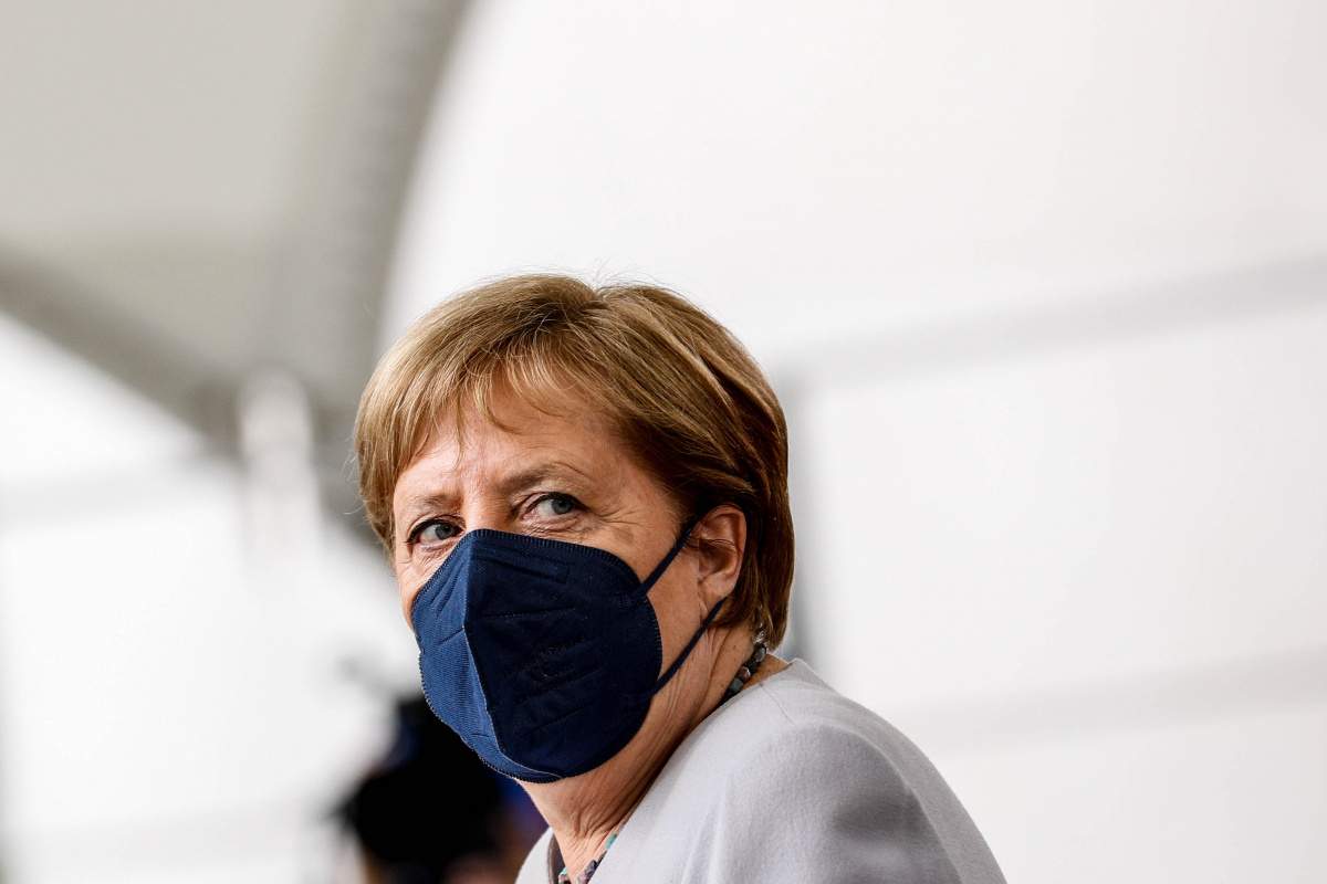 Merkel, korona virüs aşısının ikinci dozunu Moderna’dan yaptırdı
