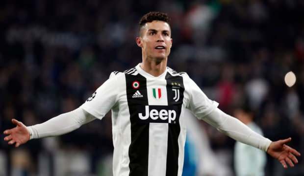 Ronaldo kendi rekorunu kırarak bir ilki başardı