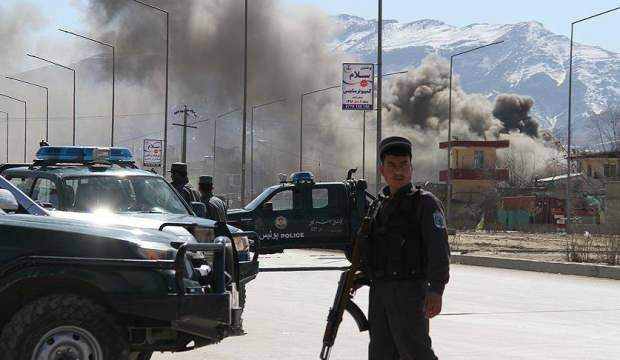 ABD giderayak Afganistan’da Taliban hedeflerini bombaladı