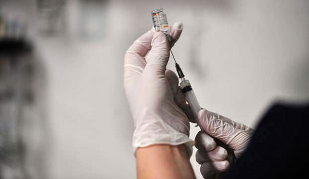 Çift doz aşı yaptıranlar Hollanda’ya gidebilecek