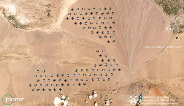 Çin çölün ortasında 100’den fazla füze silosu inşa ediyor