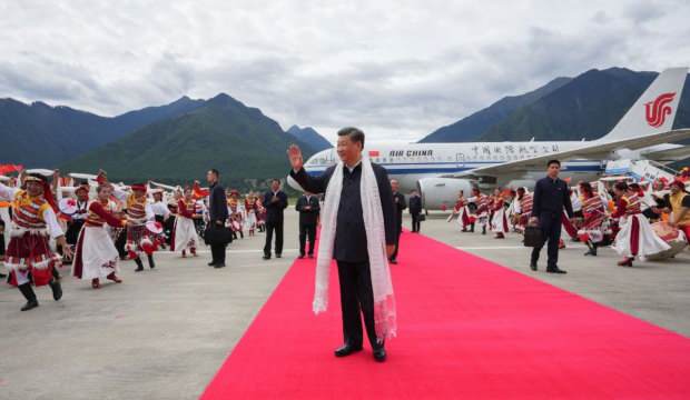 Çin Devlet Başkanı Şi’den Tibet Özerk Bölgesi’ne tarihi ziyaret