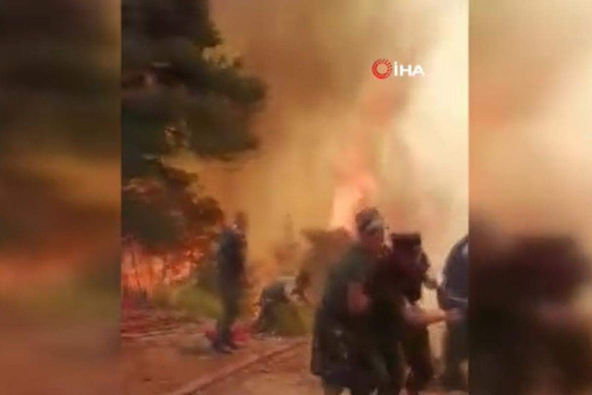 Azerbaycanlı ekipler yangında canla başla mücadele verdi! Alevlerin arasından böyle kurtuldular