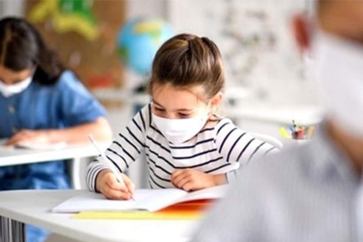 Bakan Özer: Afet bölgelerinde okullar yeni döneme hazır olacak