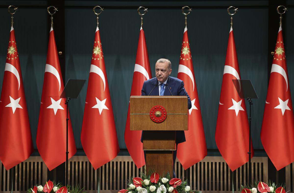 Cumhurbaşkanı Erdoğan, Kabine Toplantısı nın ardından millete seslendi: (2)