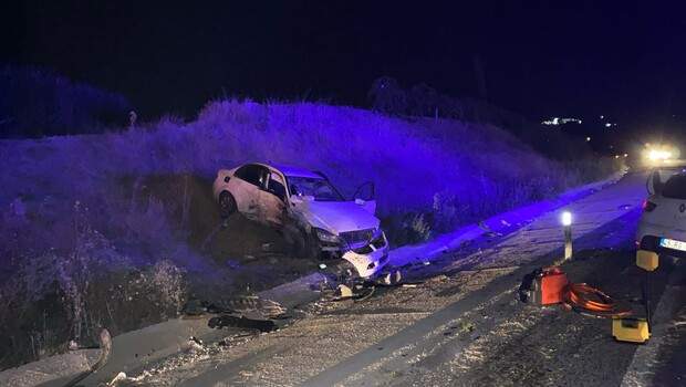 Manisa’da iki otomobil çarpıştı: 1 ölü, 3 yaralı