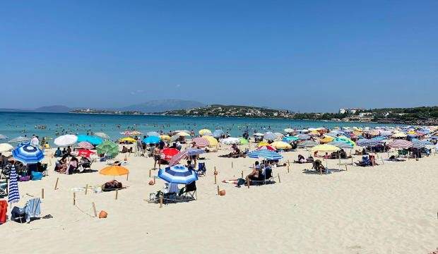 Okulların açılması öncesi Çeşme’de tatilci yoğunluğu azaldı