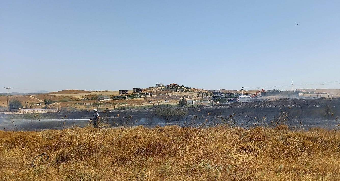 İzmir İtfaiyesi 28 orman yangınını büyümeden söndürdü