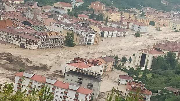 Son dakika! Batı Karadeniz’deki sel felaketinde can kaybı sayısı yükseldi