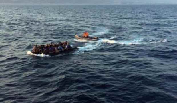 Yunanistan’ın Türk karasurlarına ittiği 99 göçmen kurtarıldı