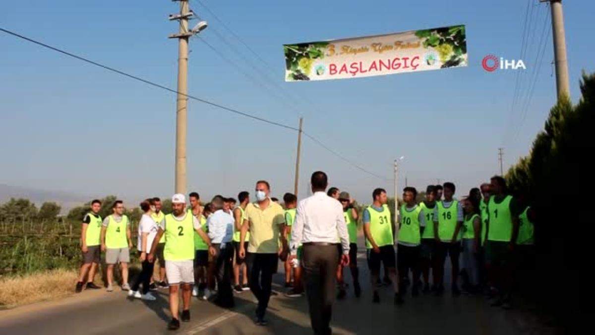 Alaşehirliler önce maraton koştu sonra Melek Mosso ile coştu