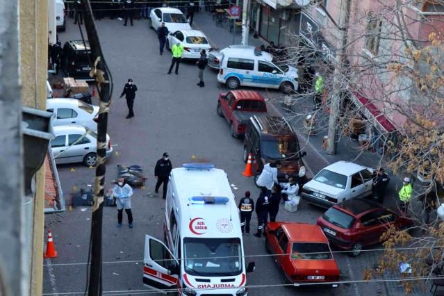 Kayseri’de sokak ortasında dehşet: 3 ölü, 1 yaralı