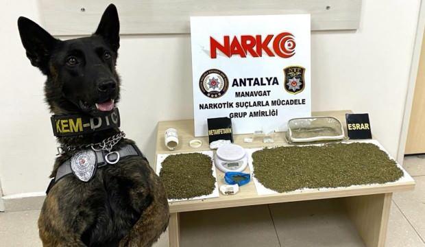 Antalya’da uyuşturucu operasyonunda yakalanan 2 zanlı tutuklandı