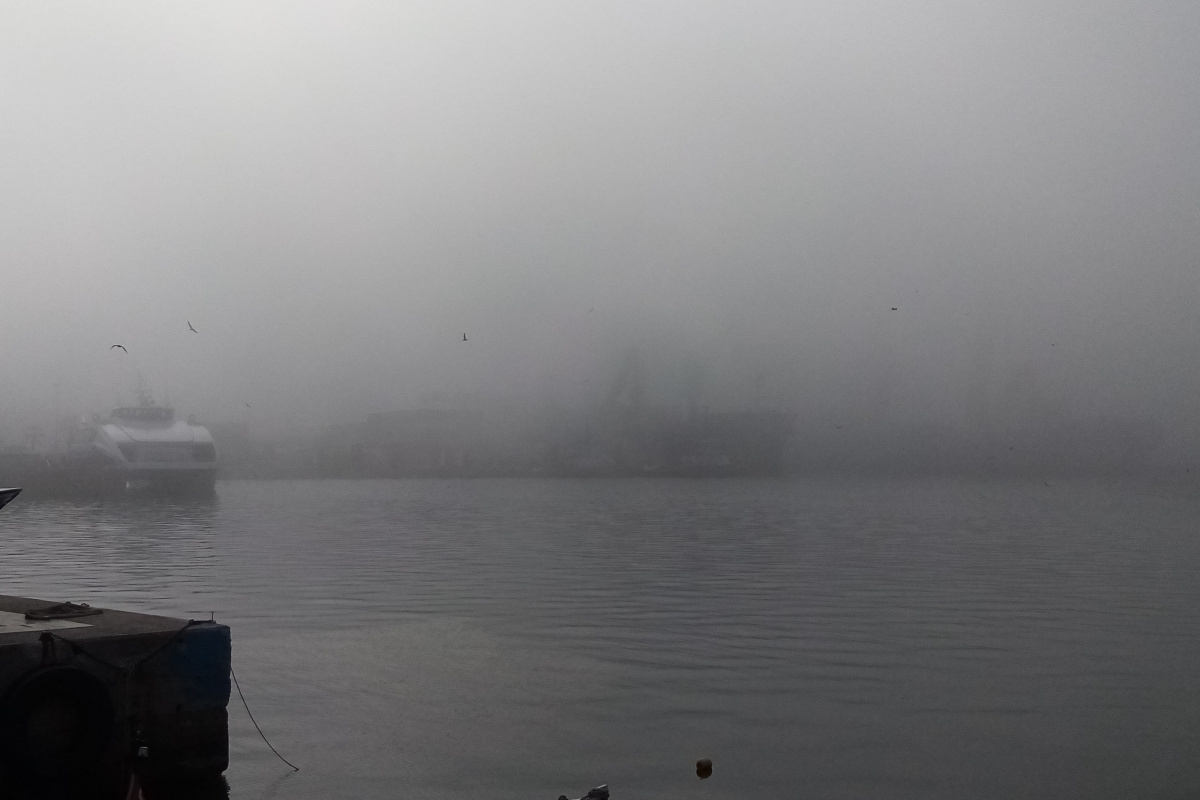Bandırma’da yoğun sis ulaşımını olumsuz etkiledi
