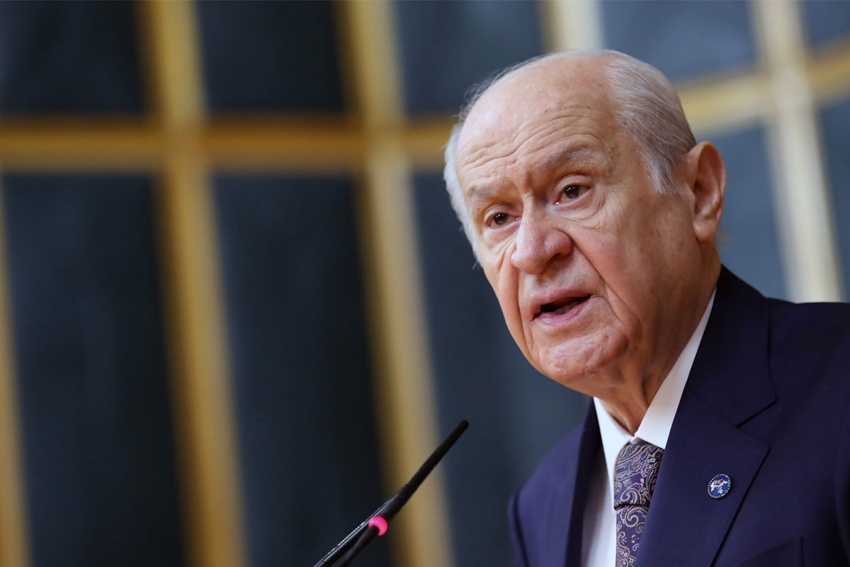 MHP Genel Başkanı Bahçeli, Bakan Akar’a ‘geçmiş olsun’ dileğini iletti