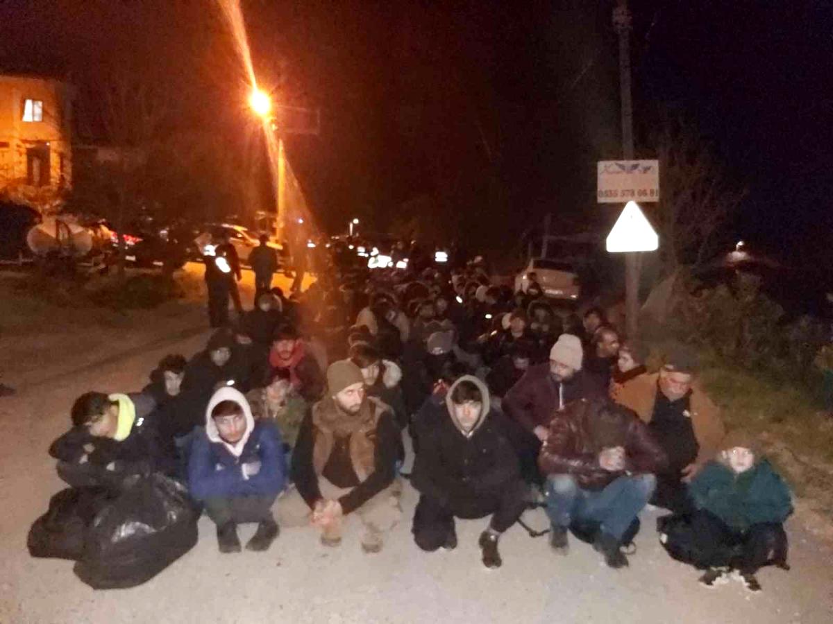 İzmir de kamyon içinde 152 göçmen yakalandı