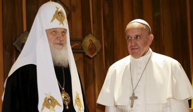 Papa’dan Moskova’ya ‘savaşı dine alet etmeyin’ uyarısı