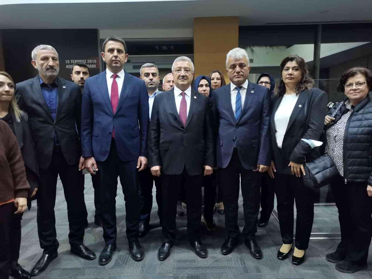 AK Parti İzmir Milletvekili Necip Nasır: