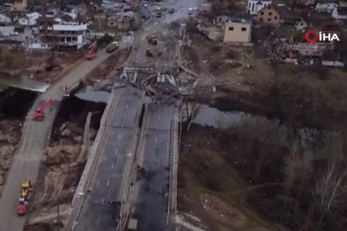 Bucha, Irpin, Gostomel ve Vorzel’i Kiev’e bağlayan geçici köprü açıldı