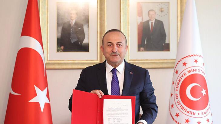 Bakan Çavuşoğlu duyurdu: Ülkemizin BM nezdinde adını ‘Türkiye’ olarak tescil ediyoruz