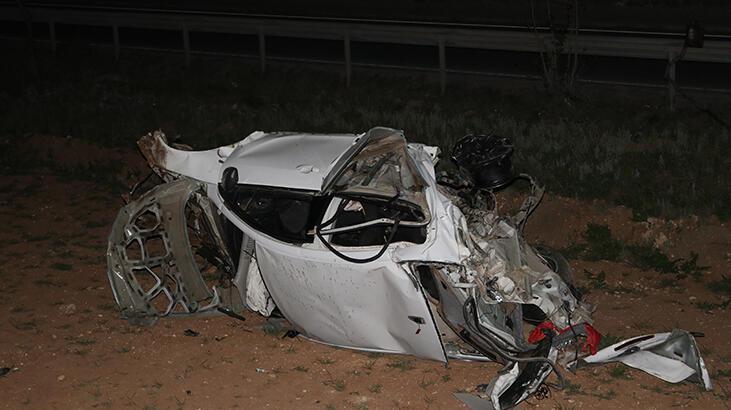 Eskişehir’de feci kaza! Şarampole devrilen otomobildeki 2 kişi hayatını kaybetti