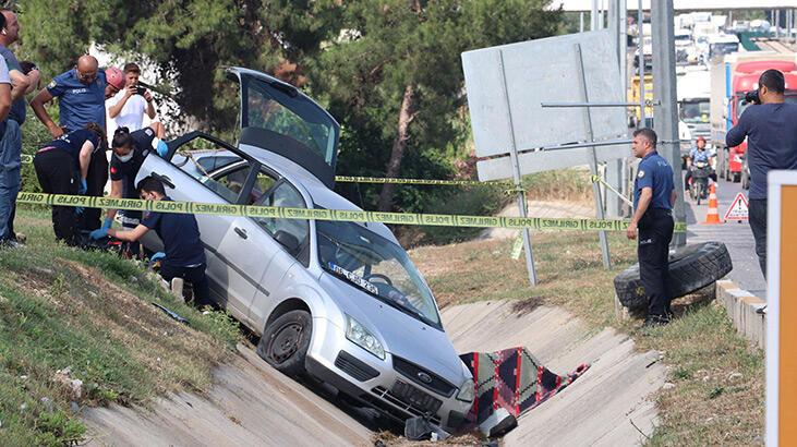 Kazada ölen Derya öğretmen ile kızının cenazeleri alındı