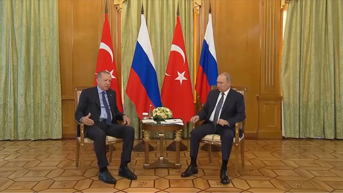 Cumhurbaşkanı Erdoğan, Putin ile Soçi’de bir araya geldi