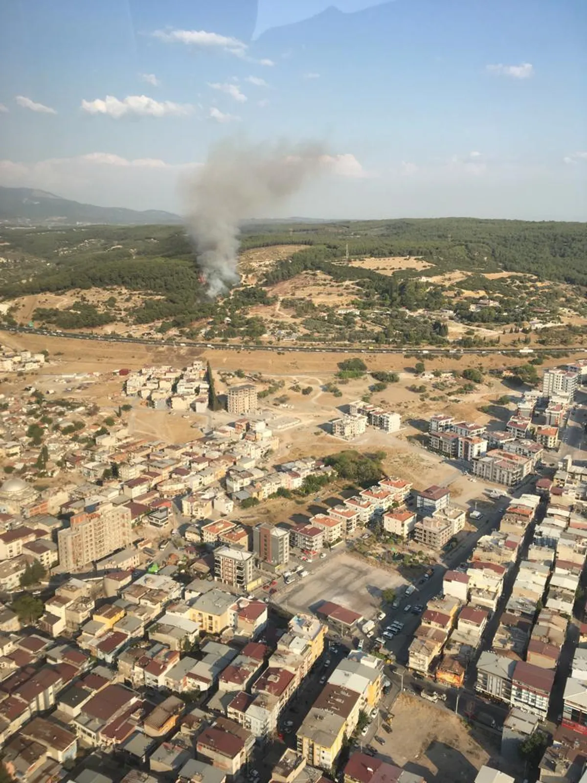 İzmir haber | İzmir’de ormanlık alanda çıkan yangın kontrol altına alındı