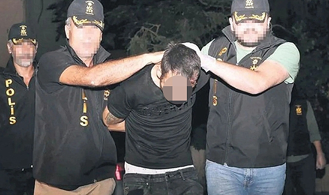 İstanbul’da polis kılığına girip turistleri yağmaladılar