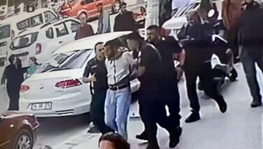 Arnavutköy’de taciz şüphelisine linç girişimi