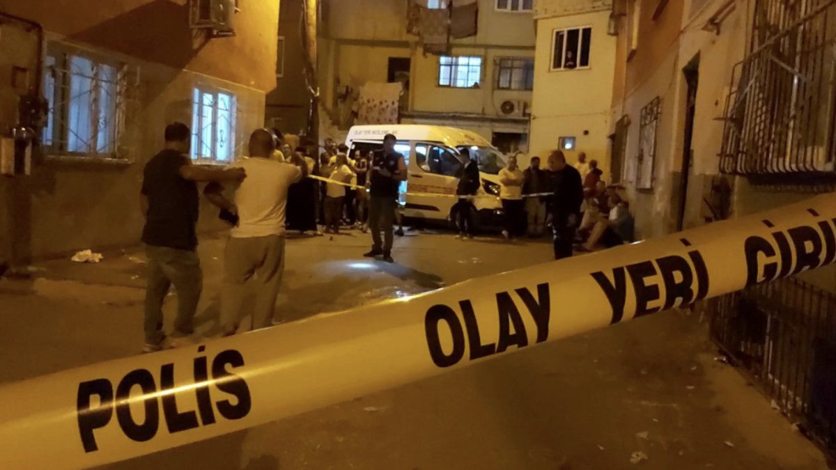 Bursa’da tabanca ile havaya ateş ettiği için kendisini uyaran komşusunu vurdu